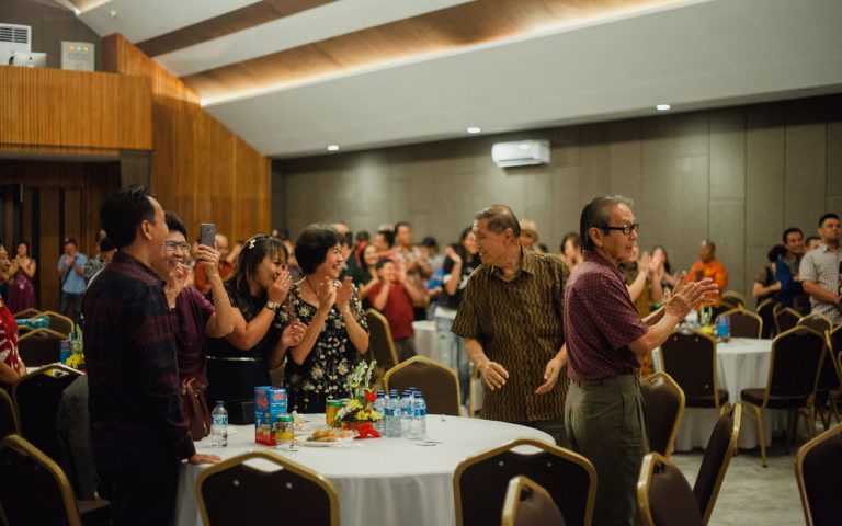 Momen Akhir Tahun Tinggal Menghitung Hari: Jangan Sampai Event Perusahaan Anda Berakhir Hambar!